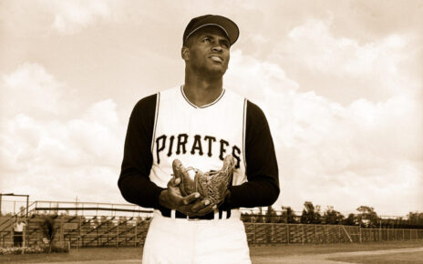 Unknown photo of Roberto Clemente