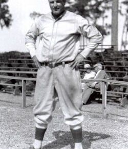 Buzz Arlett posing for a photo, likely, with the Oakland Oaks.